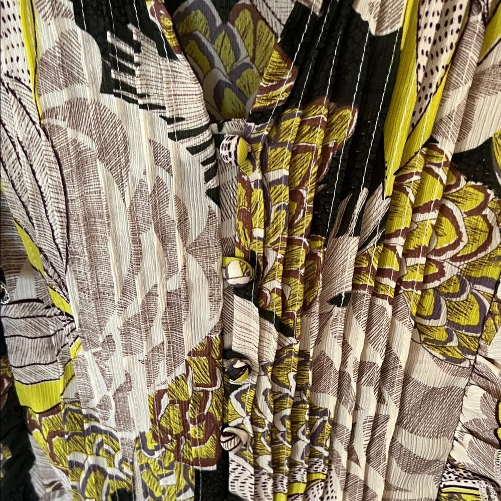 Bardot Olive Floral Print Midi Dress - Picture 3 of 7